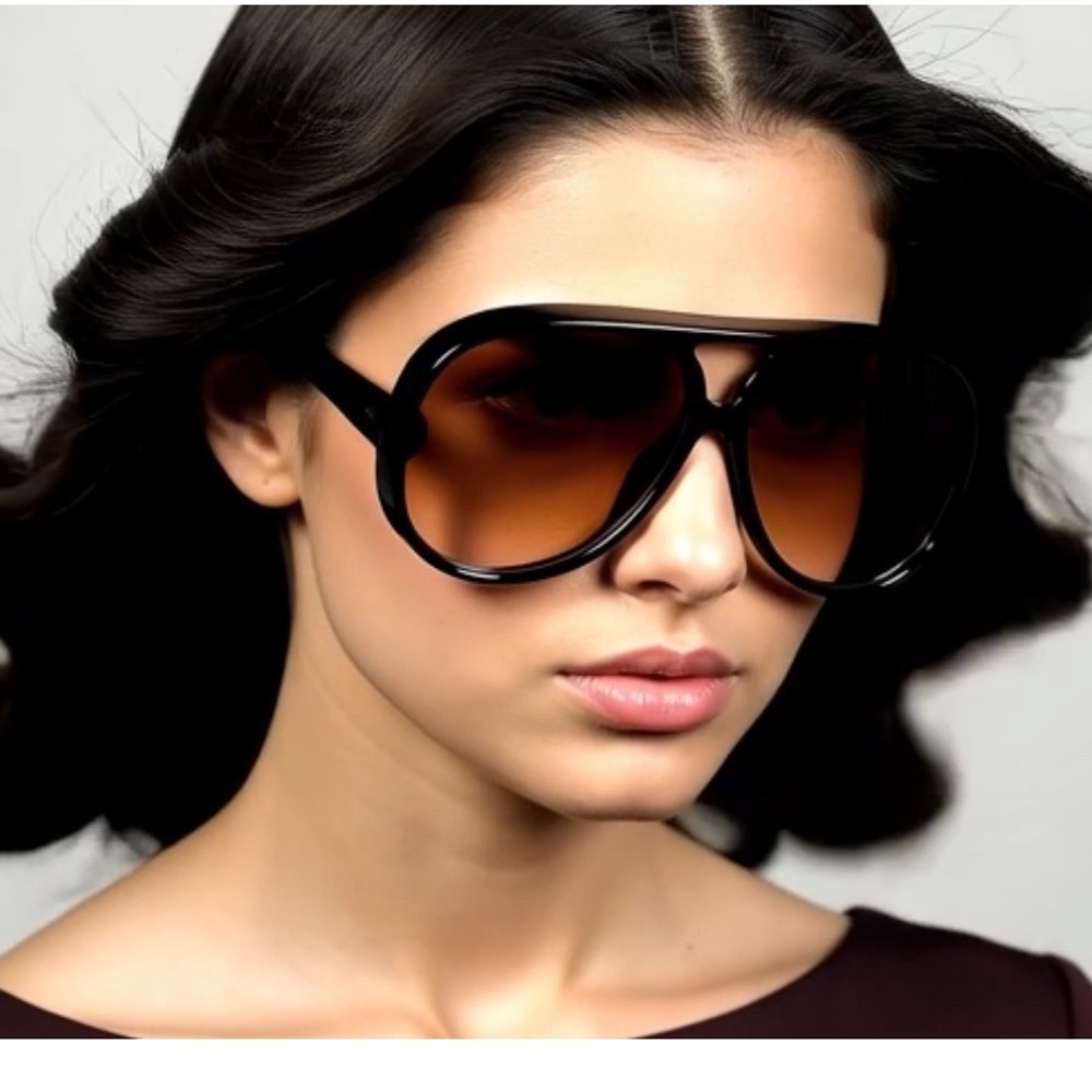 Retro Sunglasses Women Vintage Fashion Glasses Brown Lens Thick Gafas Mujeres